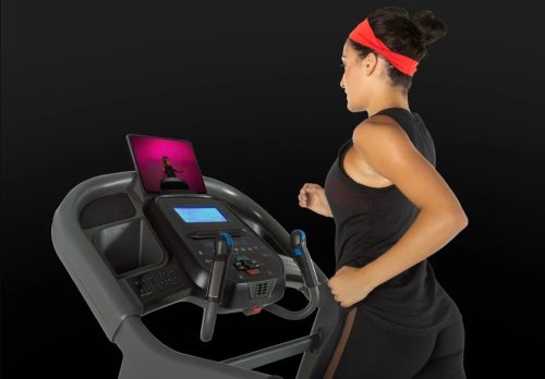 Horizon 7.4 AT Treadmill console