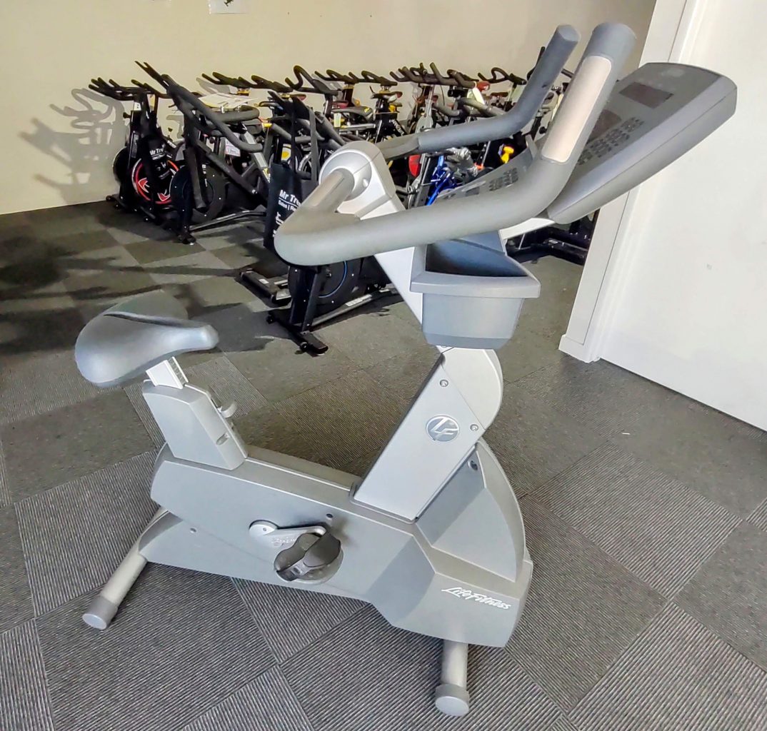 LifeFitness upright bike